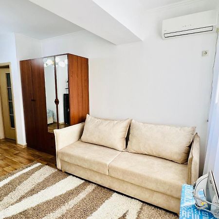 Evita Apartment Bishkek Luaran gambar