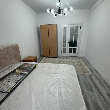 Evita Apartment Bishkek Luaran gambar